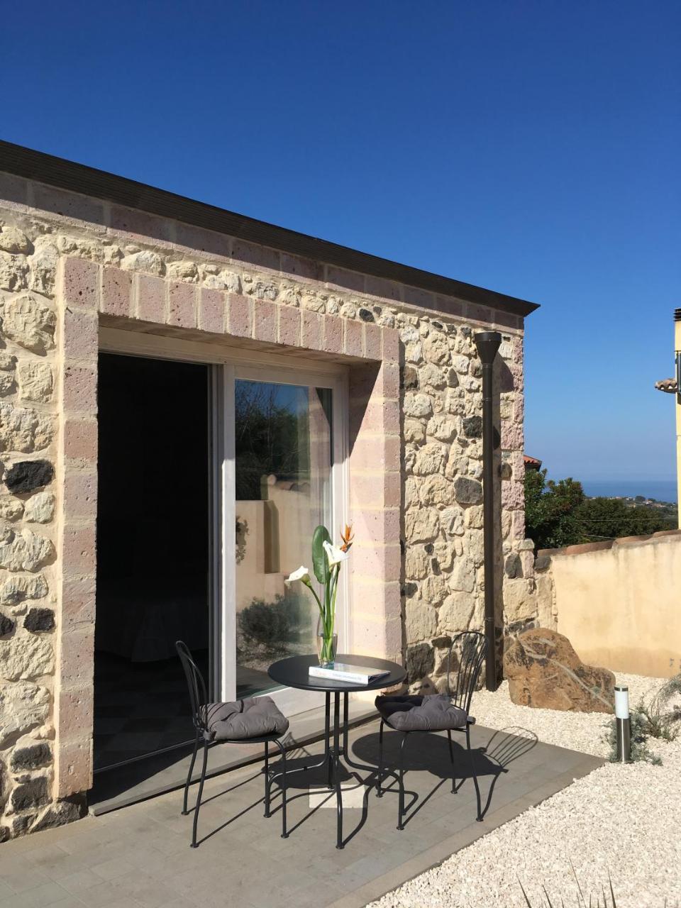 La Petite Maison Tresnuraghes Exterior foto